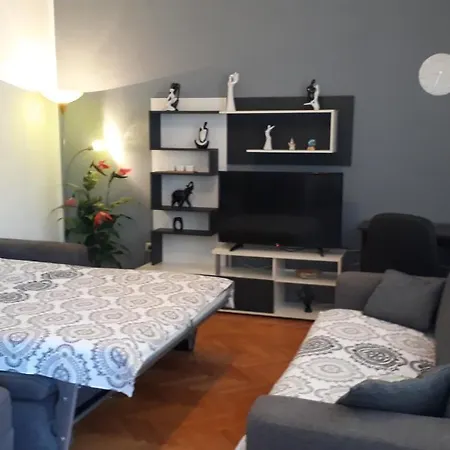 With A Parking Space - 13912